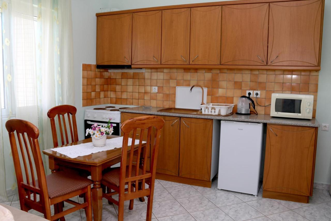 Isabela Apartments Σαράντα Εξωτερικό φωτογραφία