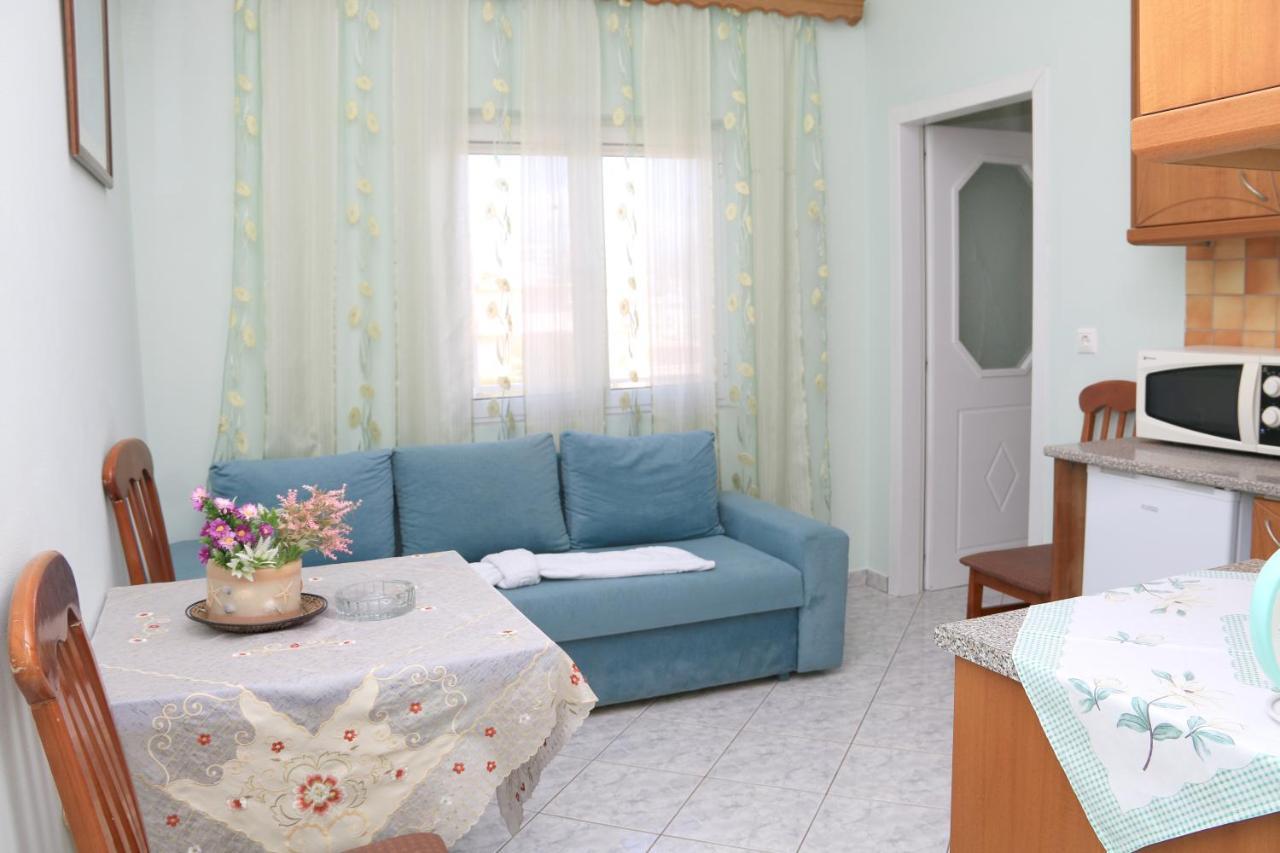 Isabela Apartments Σαράντα Εξωτερικό φωτογραφία