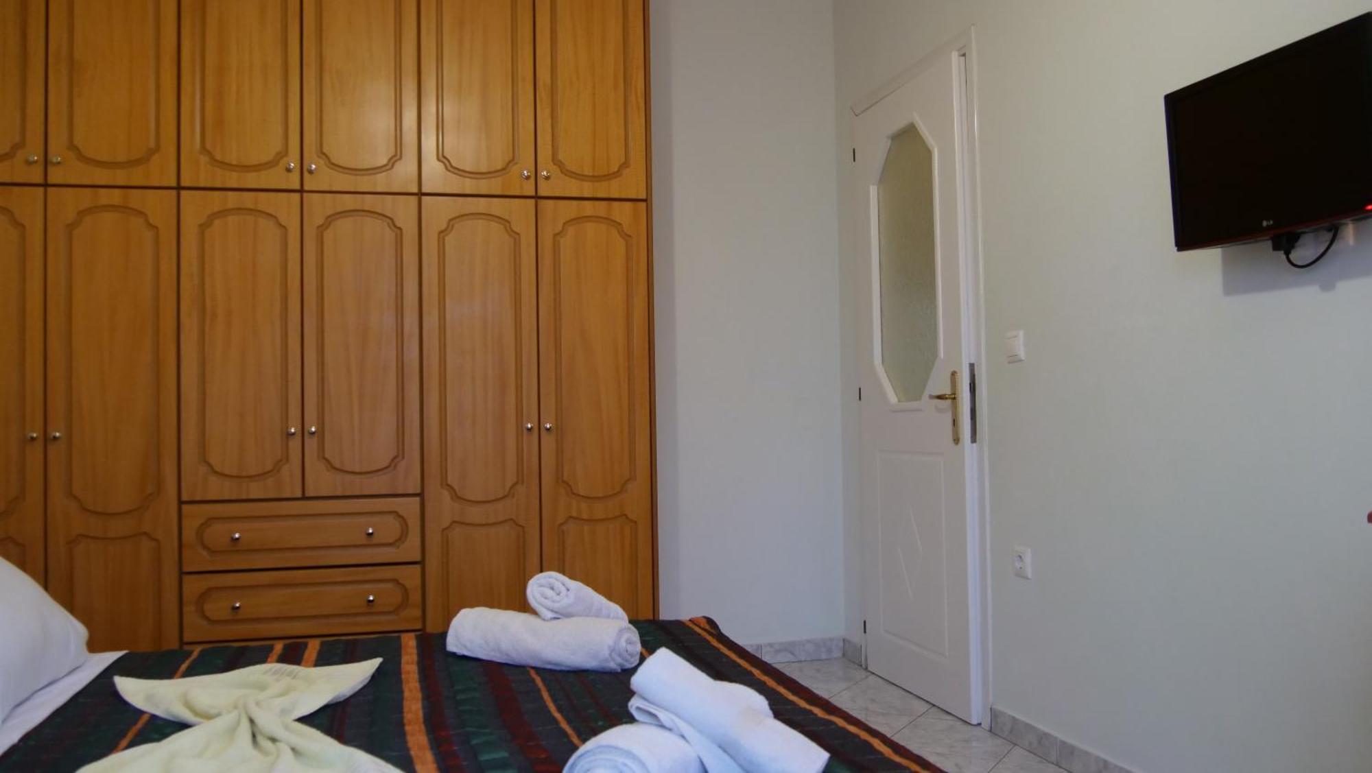 Isabela Apartments Σαράντα Εξωτερικό φωτογραφία