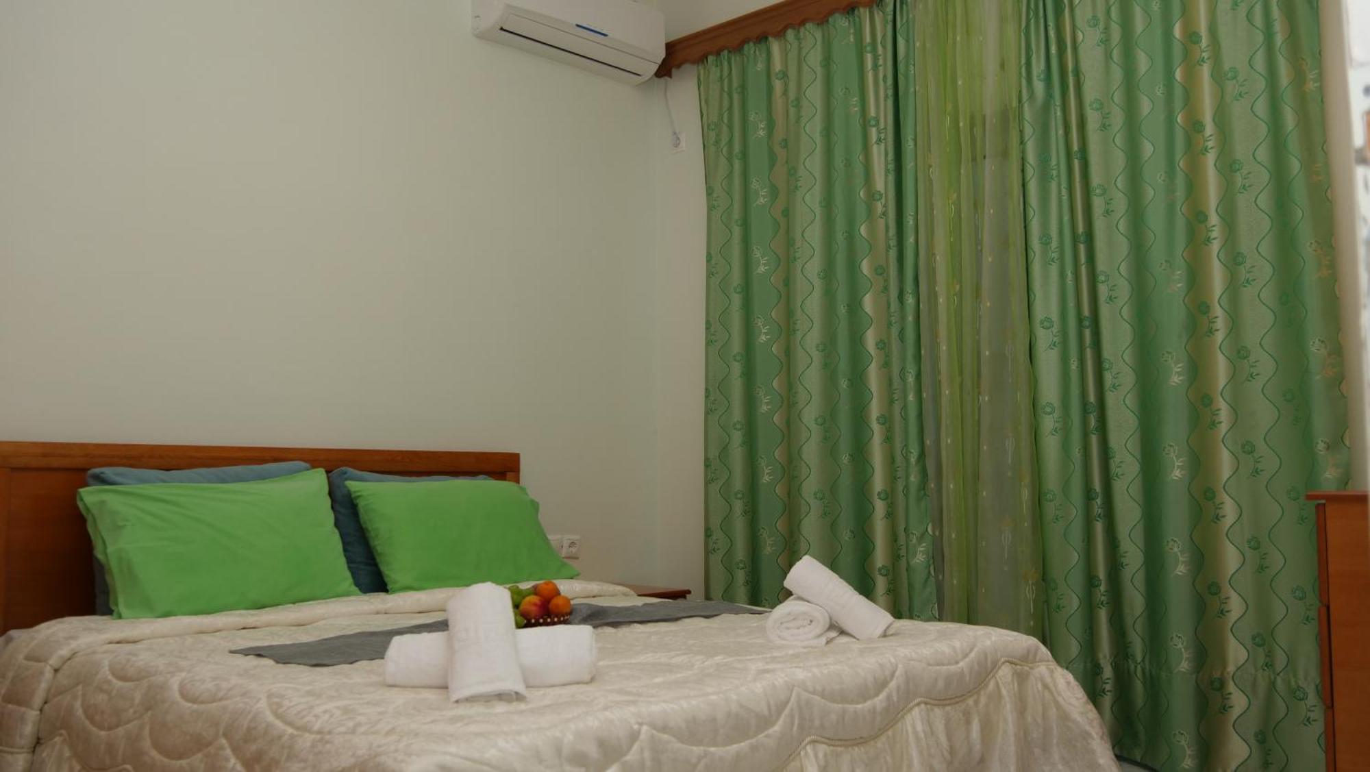 Isabela Apartments Σαράντα Εξωτερικό φωτογραφία